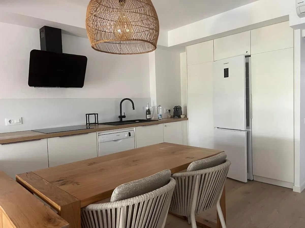 L' Escala Pueblo Pinos 아파트 0*, L' Escala 스페인