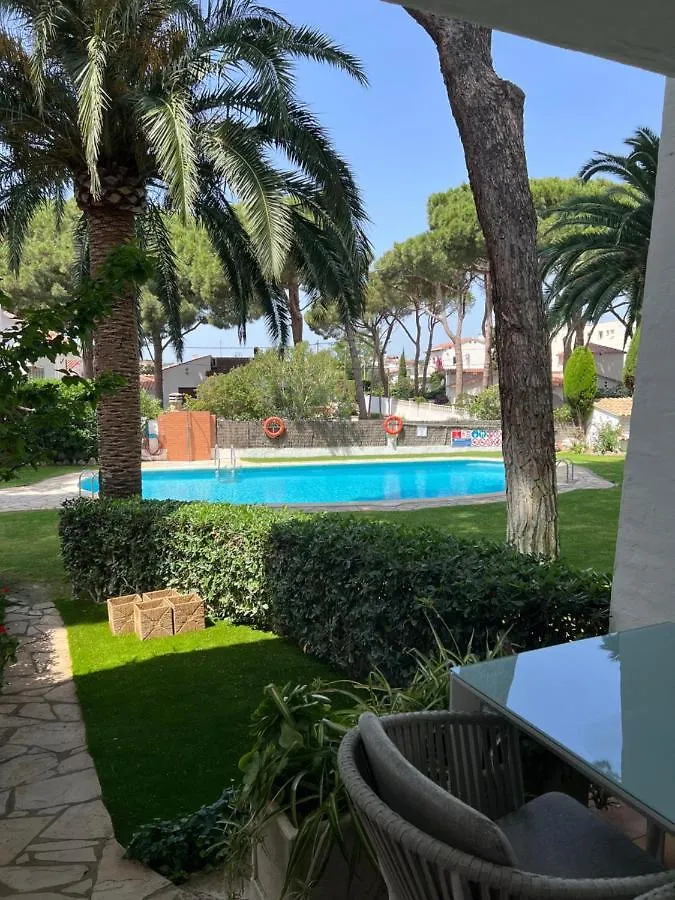 L' Escala Pueblo Pinos 아파트
